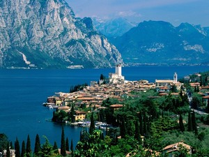 Lake-Garda-Malcesine-Italy-800x600